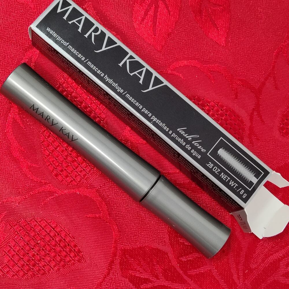 Mary Kay Lash Love Waterproof Mascara Black, Full Size, 044465